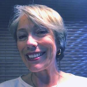 Meet your Posher, Suzanne